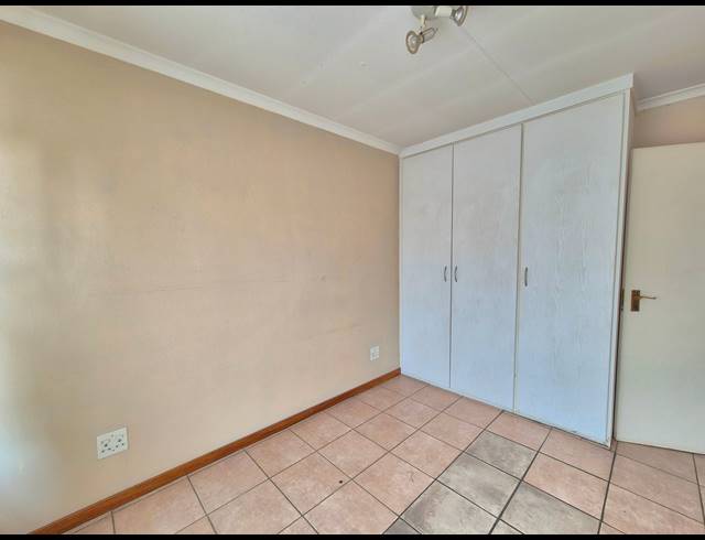 2 BEDROOM APARTMENT FOR SALE IN VAN DYK PARK